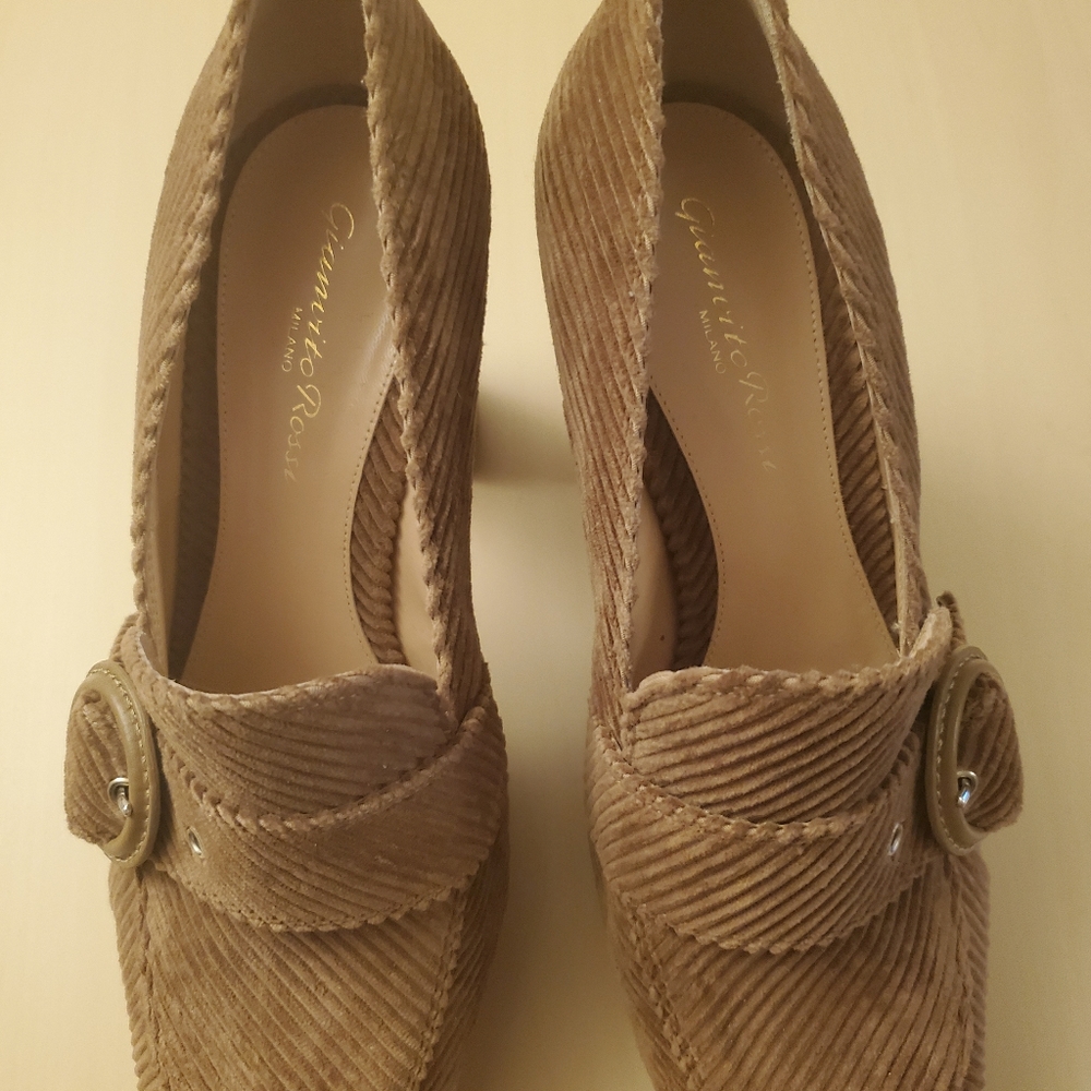 Gianvito Rossi women's shoes size 9,5
